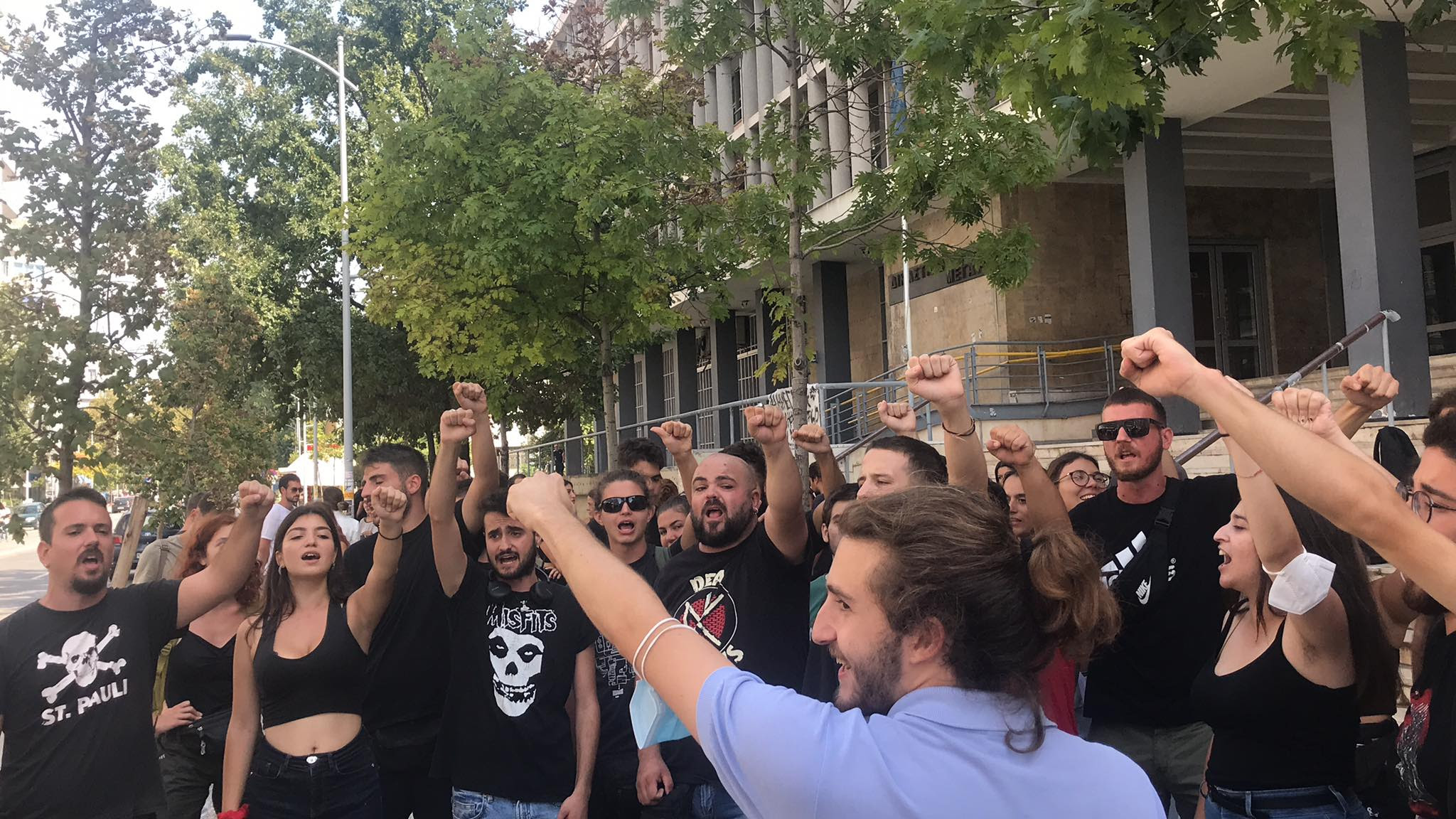 Η Πόλη Ανάποδα: Καταγγέλλουμε τις αναίτιες συλλήψεις φοιτητών