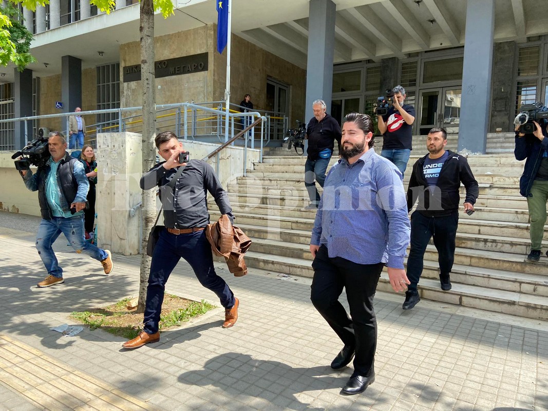 ιερέας,