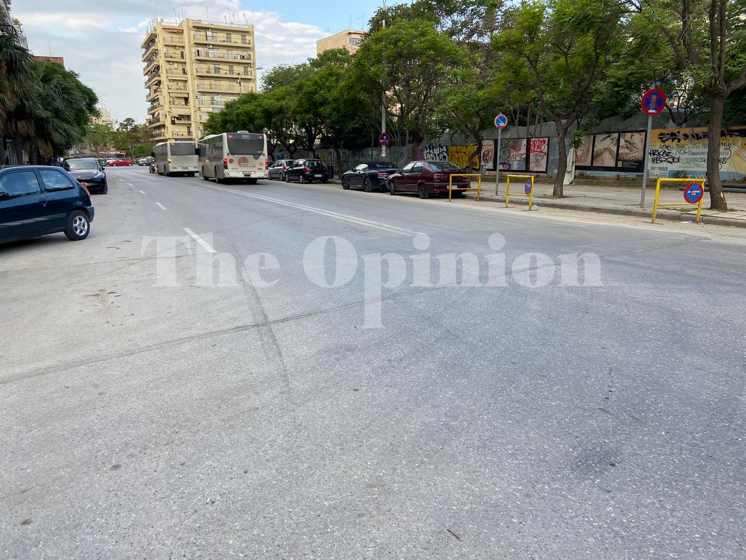 Θεσσαλονίκη: Διακινητής παράτυπων μεταναστών ξέφυγε μετά από άγρια καταδίωξη στο κέντρο (ΦΩΤΟ+VIDEO)
