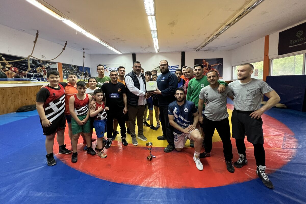 Δωρεά απινιδωτή από τον Συμεών Κουπελόγλου στον Βυζαντινό Αθλητικό Όμιλο