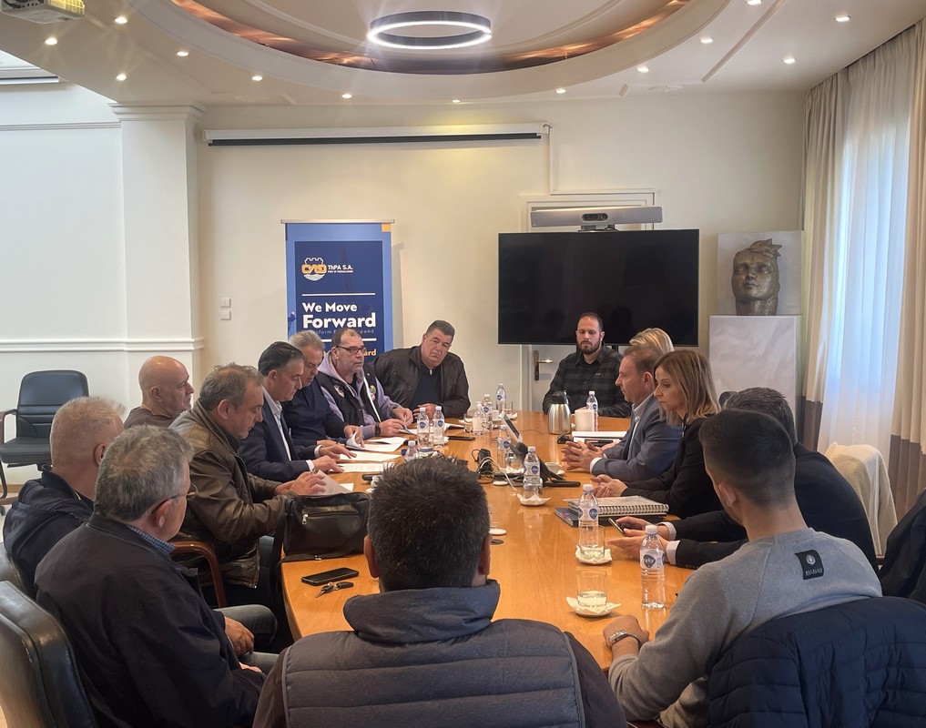 ΟΛΘ: Νέα Συλλογική Σύμβαση Εργασίας Λιμενεργατών τριετούς διάρκειας