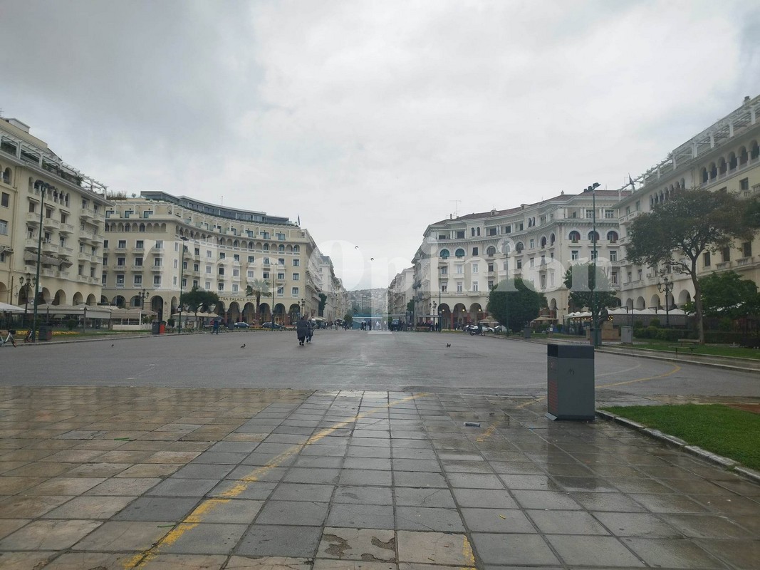 Μάΐος όπως… Οκτώβριος στη Θεσσαλονίκη (ΦΩΤΟ)