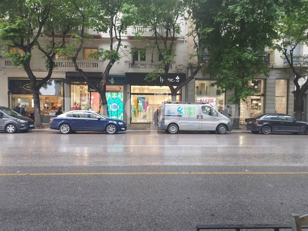 «Κατεβάστε στόρια, ανεβάστε τέντες» – Συμβουλές του ΕΣΘ ενόψει Πολυτεχνείου