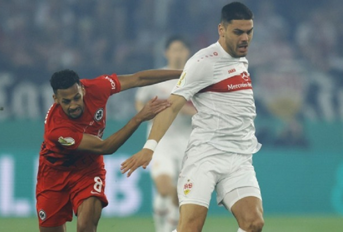 Ρήτρα-μαμούθ της Στουτγκάρδη για Μαυροπάνο