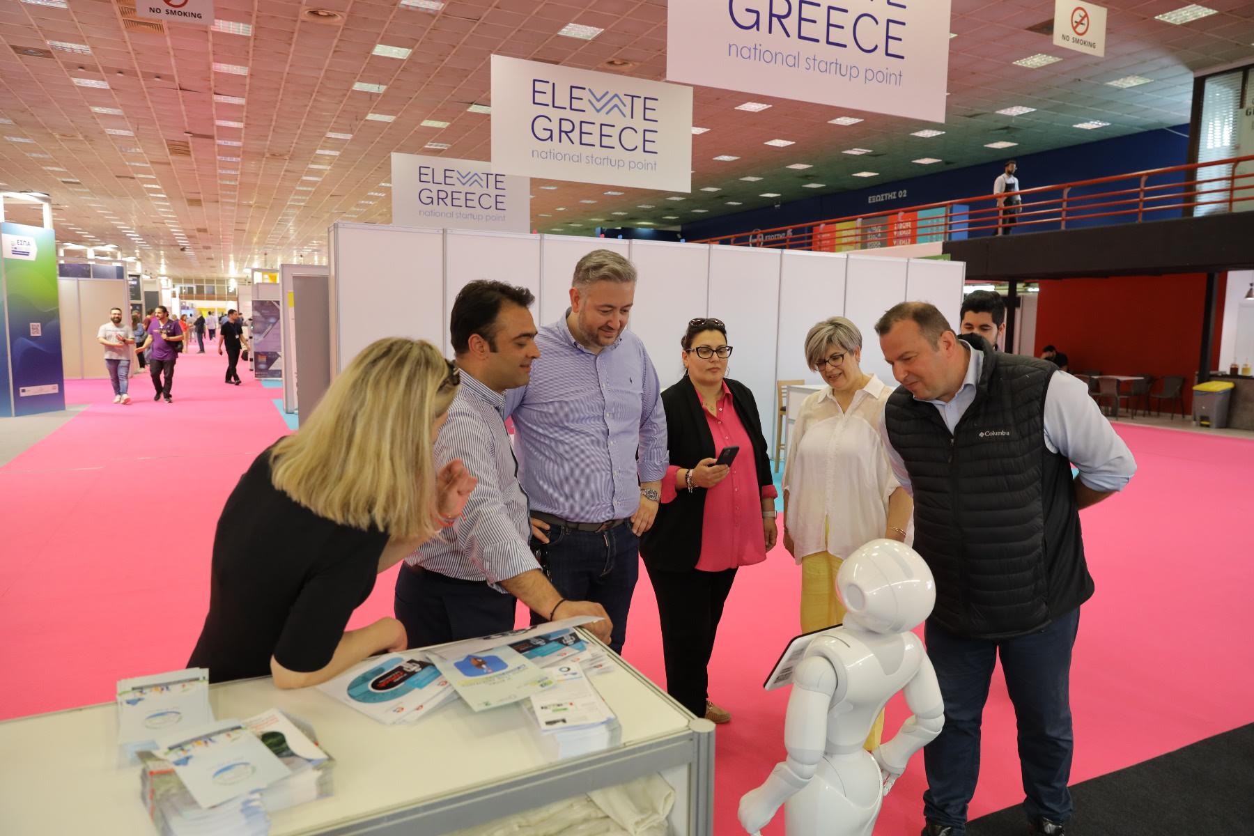 Δ. Ωραιοκάστρου: Το ανθρωπόμορφο ρομπότ εντυπωσίασε στην Beyond