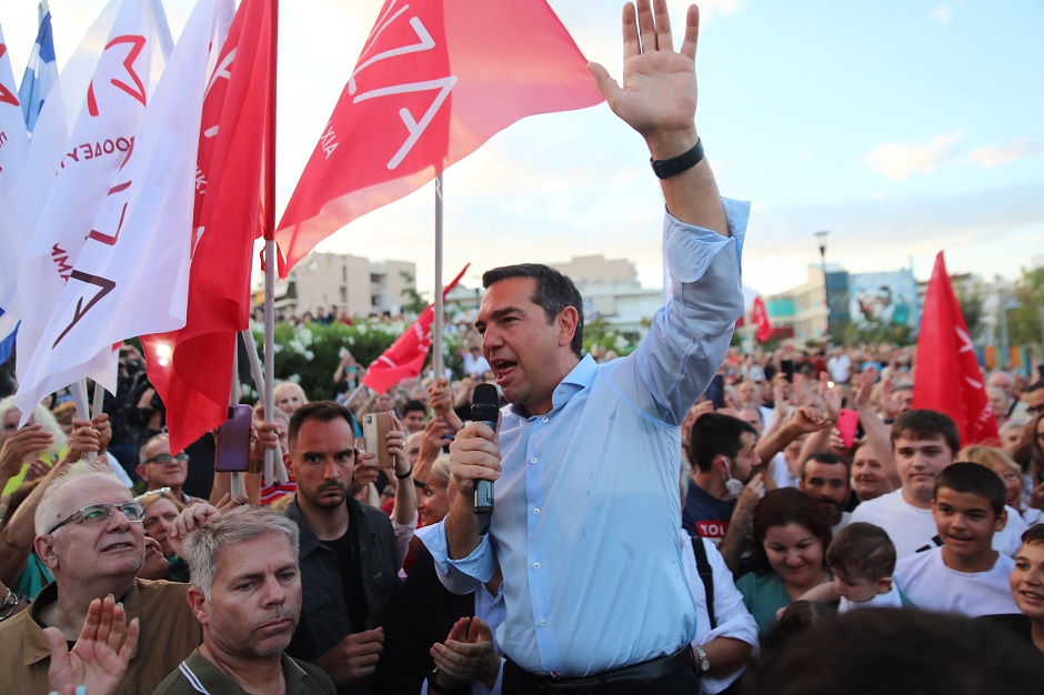 Α. Τσίπρας: “Έχουμε ως στόχο να προστατεύσουμε τη μεσαία τάξη, τη δημόσια παιδεία και υγεία”