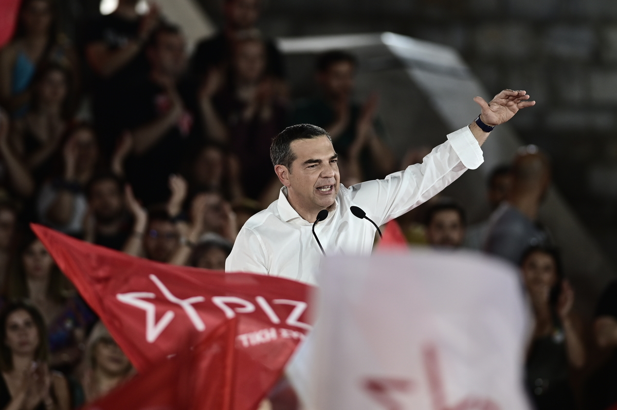 Κάλεσμα Τσίπρα στους ψηφοφόρους να προσέλθουν στις κάλπες (ΦΩΤΟ)