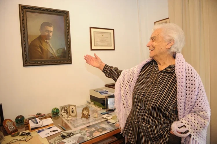 Θεσσαλονίκη: Πέθανε η μεγάλη κυρία του ποντιακού ελληνισμού, Άννα Θεοφύλακτου