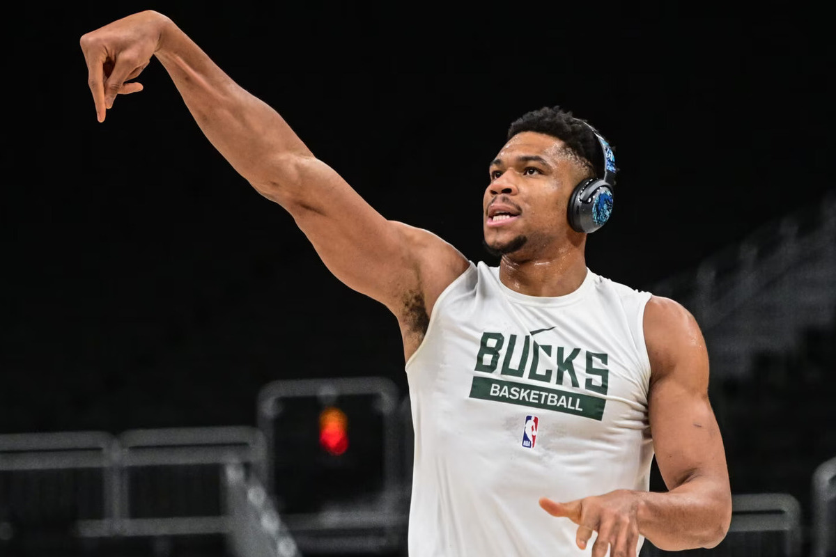 Ο Γιάννης το γύρισε στο ποδόσφαιρο και αυτοπροτάθηκε στις ομάδες της Σαουδικής Αραβίας (video)