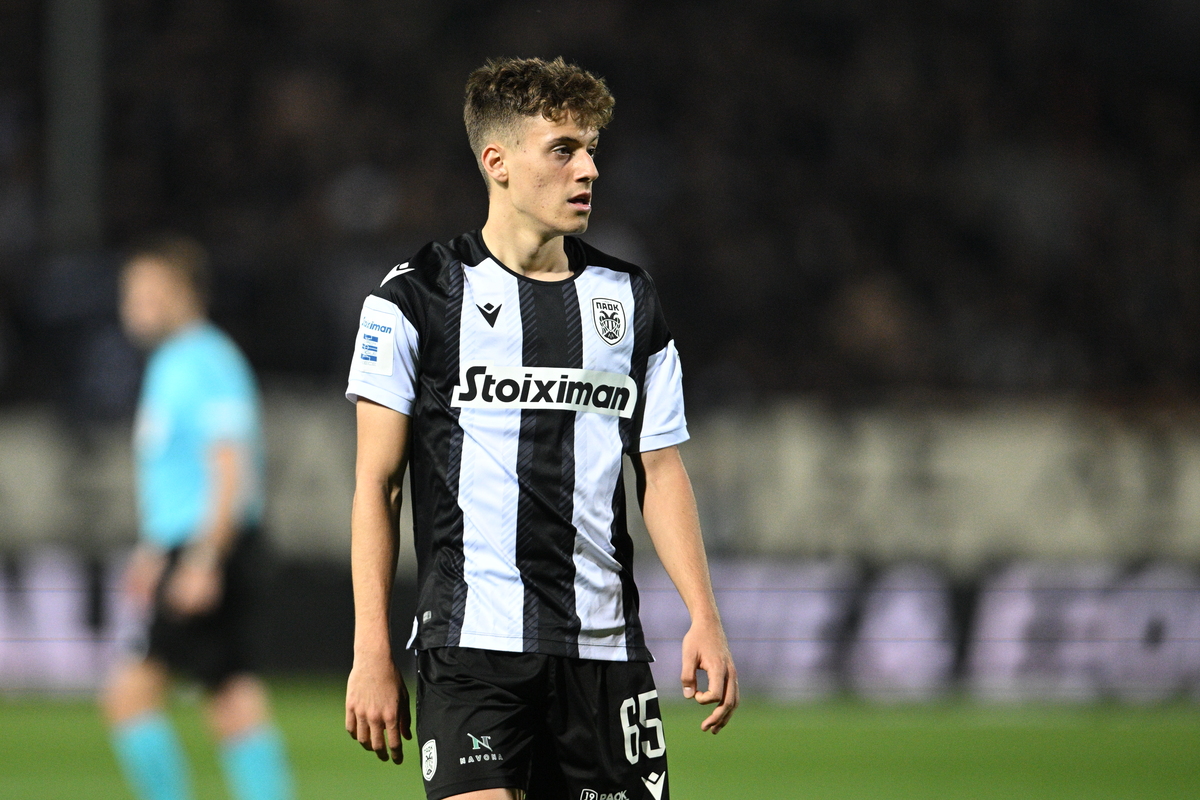 Η οικογένεια του Κωνσταντέλια προσφέρει το σπίτι της στον Βόλο στους πληγέντες από την πλημμύρα !