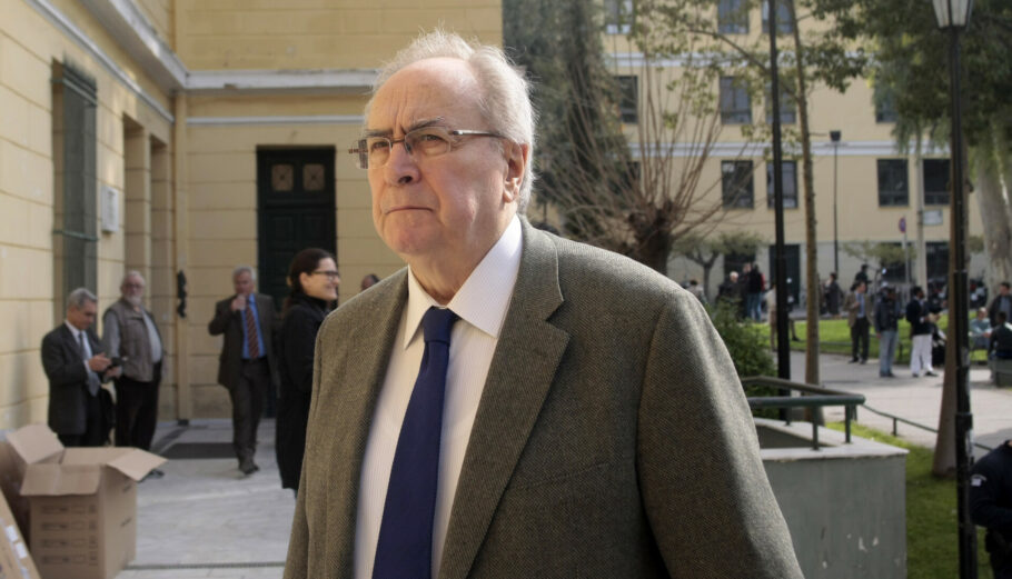 Νίκος Κωνσταντόπουλος: Ο πρώην πρόεδρος του Συνασπισμού στηρίζει την κόρη του, Ζωή