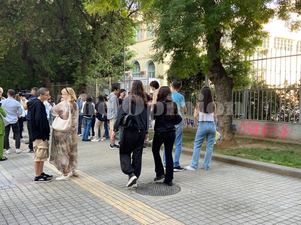 Θεσσαλονίκη: Στη «μάχη» των Πανελλαδικών μαθητές και μαθήτριες των ΓΕΛ (ΦΩΤΟ)
