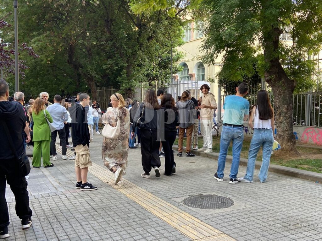 Θεσσαλονίκη: Στη «μάχη» των Πανελλαδικών μαθητές και μαθήτριες των ΓΕΛ (ΦΩΤΟ)
