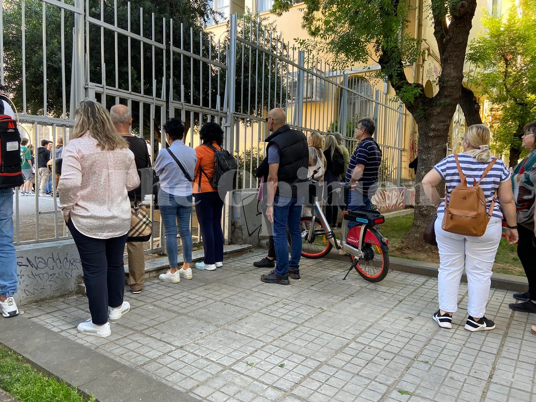 Θεσσαλονίκη: Στη «μάχη» των Πανελλαδικών μαθητές και μαθήτριες των ΓΕΛ (ΦΩΤΟ)