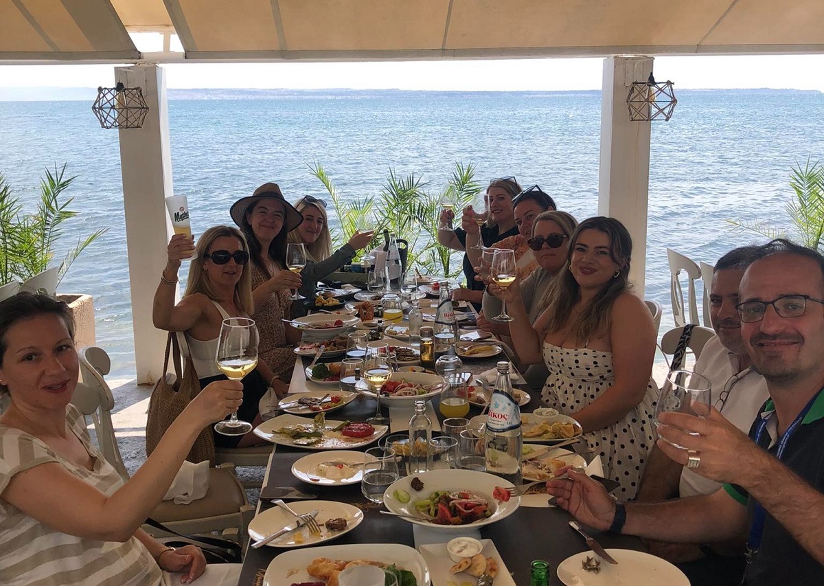 Θεσσαλονίκη: Απόβαση… Ιρλανδών bloggers – «Η πόλη που δεν κοιμάται ποτέ»