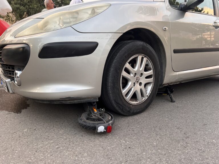 Διασωληνώθηκε ο 15χρονος με το πατίνι που παρασύρθηκε από ΙΧ (VIDEO)
