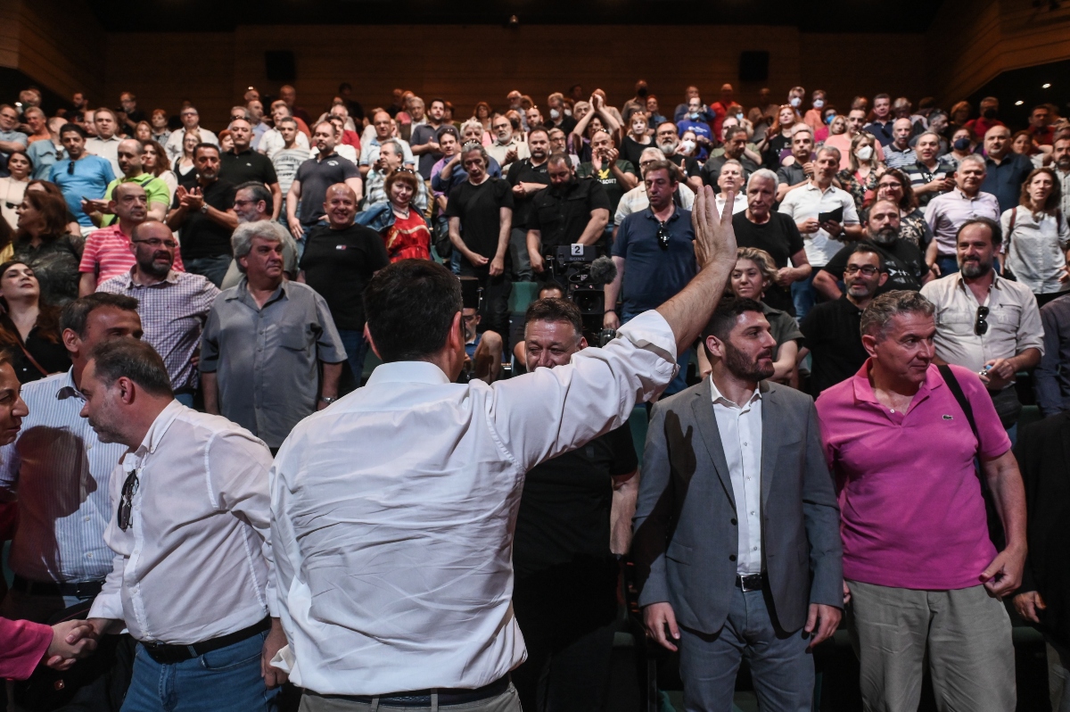 Τσίπρας: H ψήφος στα μικρότερα κόμματα ενισχύει και εξυπηρετεί την ακραία νεοφιλελεύθερη Δεξιά