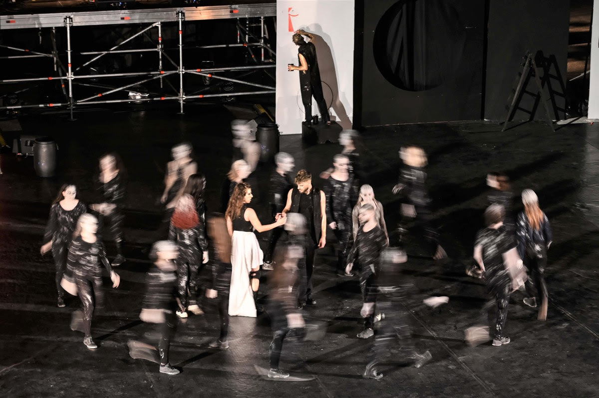 Sykies Fest 2023: Κοινό και «ΣυνSθύματα» κατέκλυσαν το κατάμεστο Ανοιχτό Θέατρο Συκεών