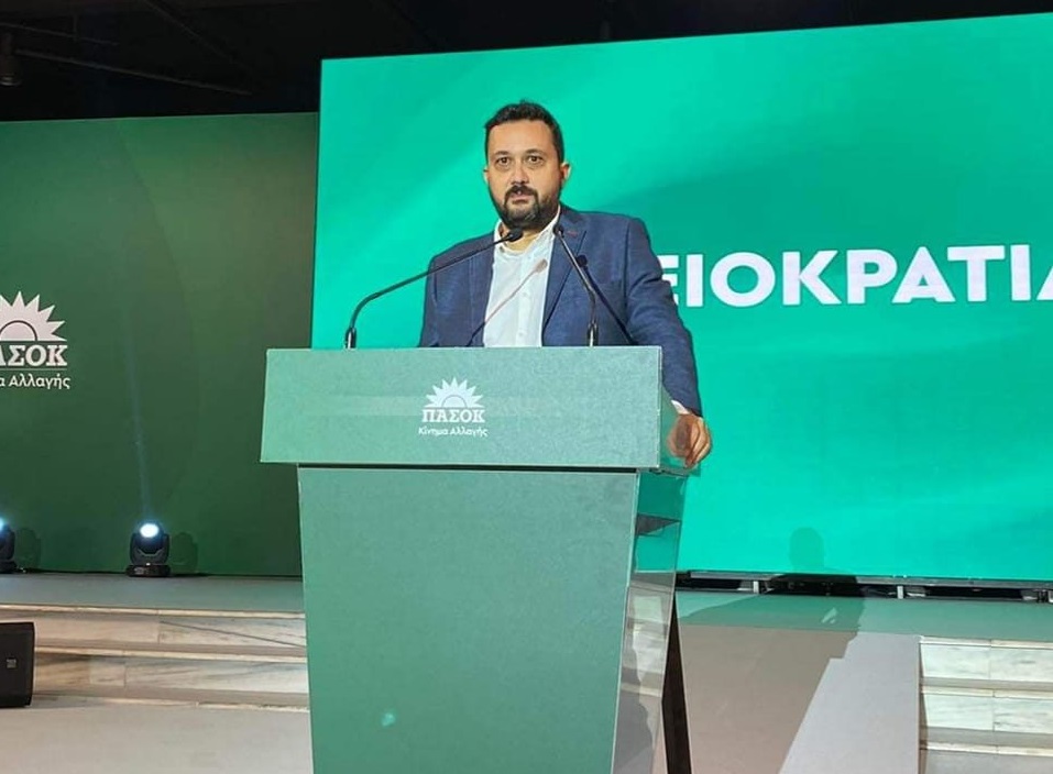 Ελευθεριάδης: Συλλογική ανασυγκρότηση και πολιτική αντεπίθεση