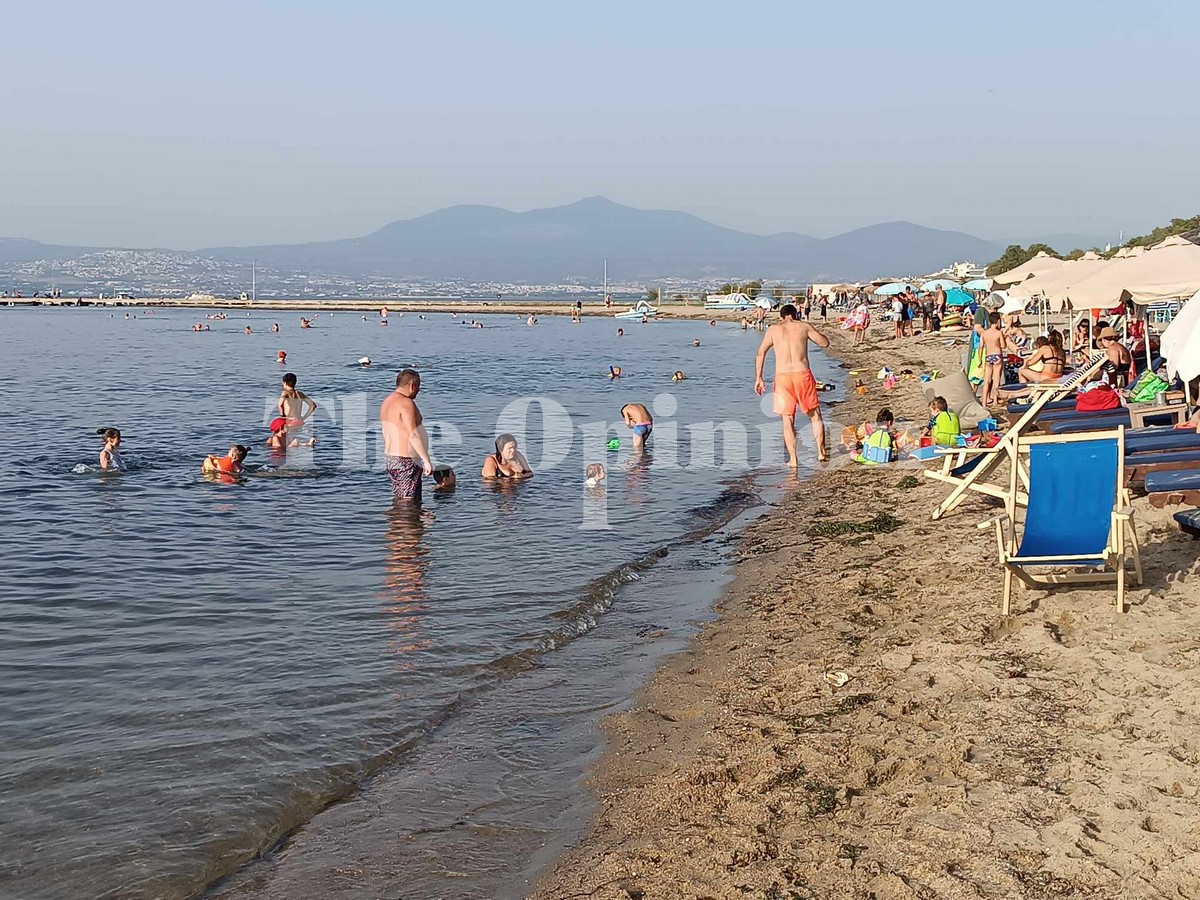 Καύσωνας: Στις παραλίες οι Θεσσαλονικείς για λίγη δροσιά (VIDEO)