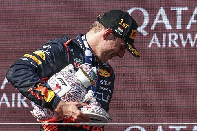 F1: Σκόνη και θρύψαλα, το τρόπαιο του Φερστάπεν (VIDEO)