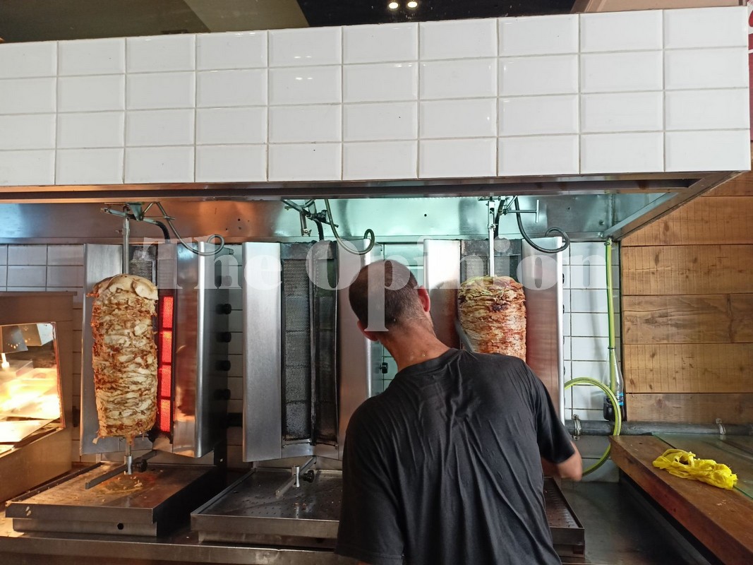 Τουρισμός – ΠΟΕΕΤ: Μόλις το 10% των εργοδοτών εφαρμόζει τις νόμιμες υποχρεώσεις του