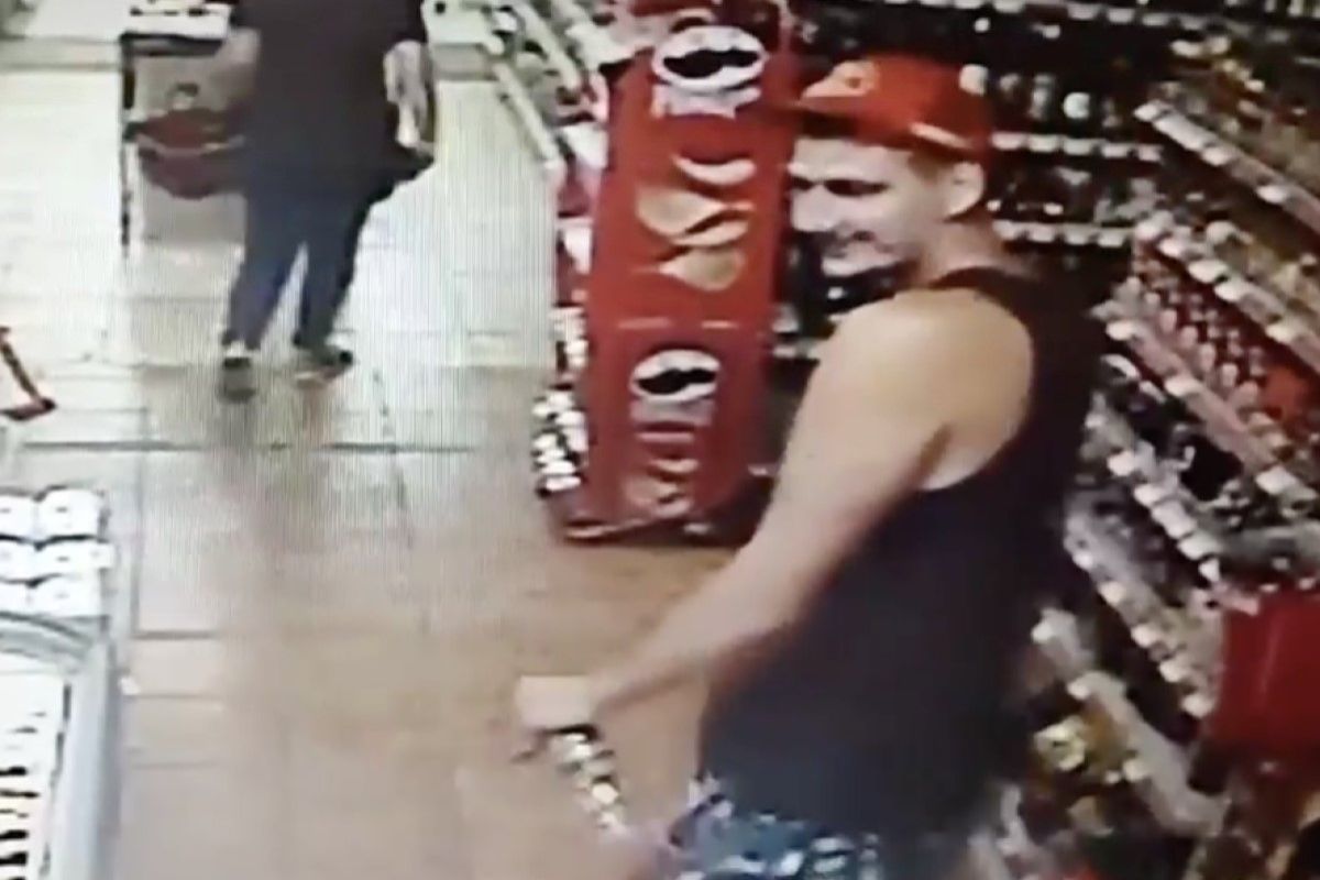 Ταμίας σε μίνι-μάρκετ της Βοσνίας δεν αναγνώρισε τον Γιόκιτς και του πρότεινε να ασχοληθεί με το μπάσκετ