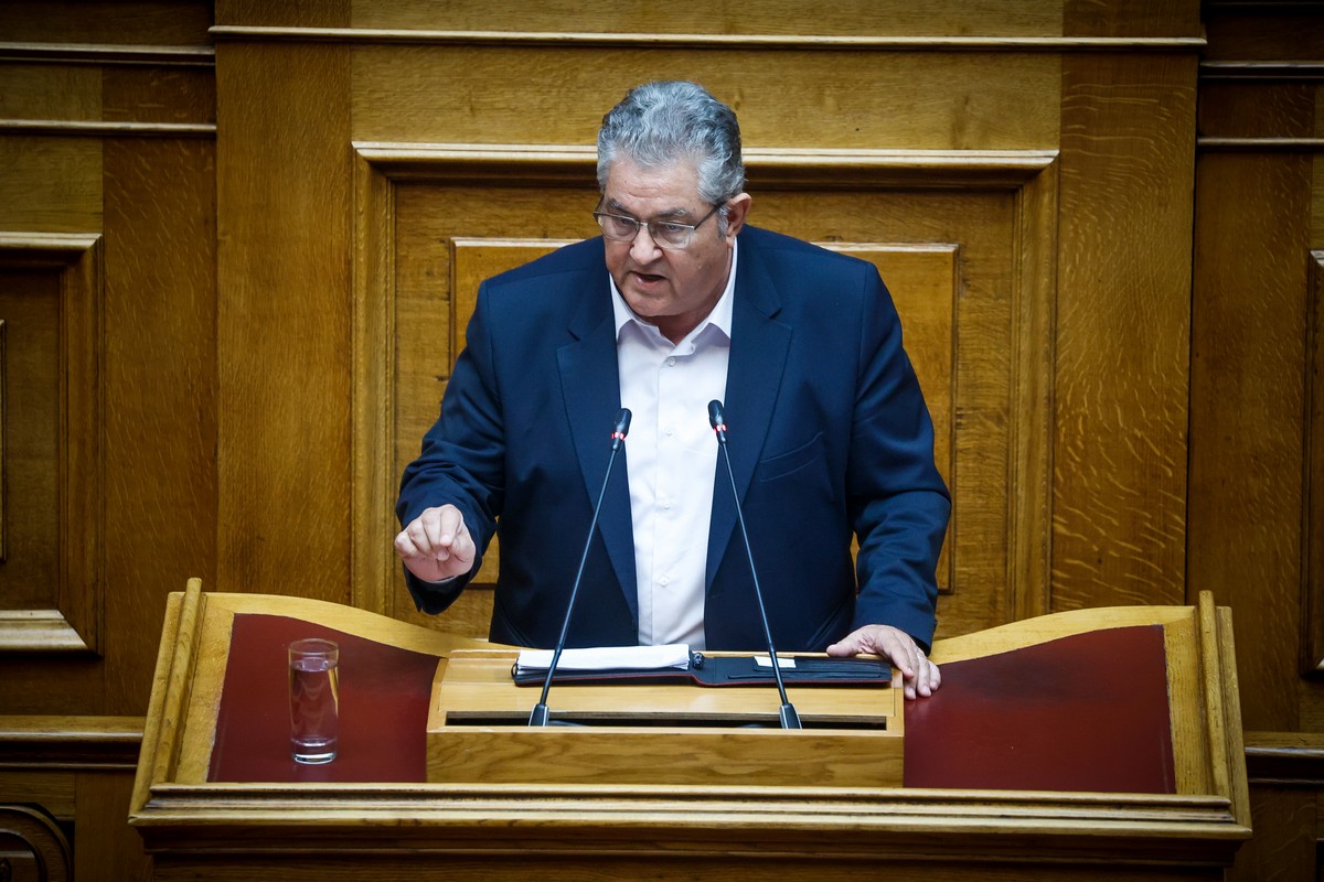 Εκτάκτως στο νοσοκομείο ο Δημήτρης Κουτσούμπας (VIDEO)