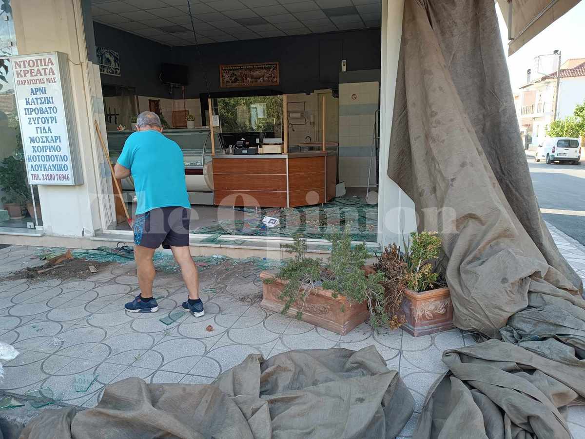 Τις πληγές τους μετρούν στη Νέα Αγχίαλο (ΦΩΤΟ)