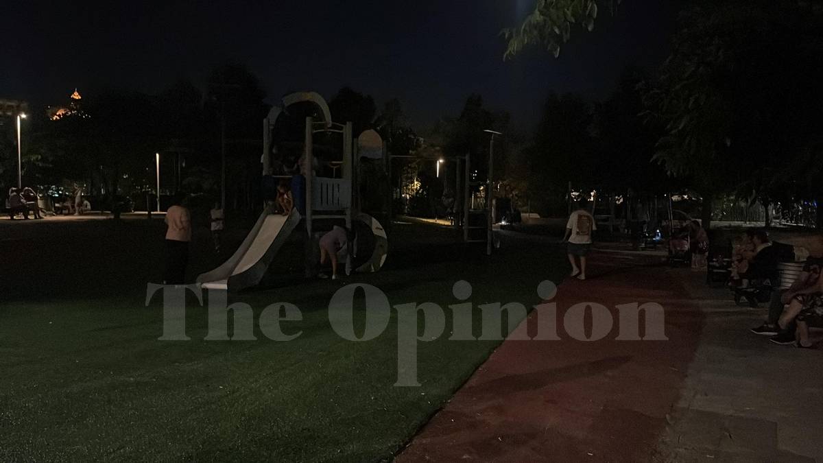 Παιδική χαρά στο… σκοτάδι στη Νέα Παραλία Θεσσαλονίκης (ΦΩΤΟ-VIDEO)