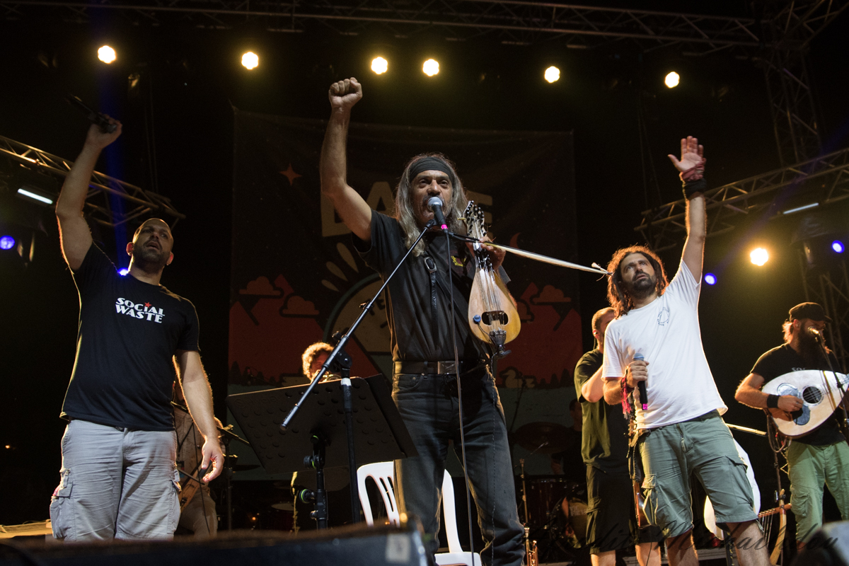 «Για να υπάρξει μέλλον χρειάζεται αέναος έρωτας και διαρκής επανάσταση» – Αυλαία του Lake Mode Festival (ΦΩΤΟΡΕΠΟΡΤΑΖ)