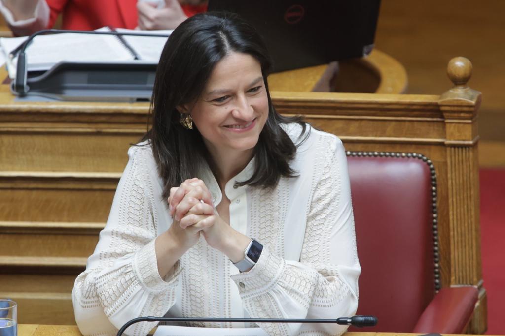 Κεραμέως: Πάνω από 13.500 εγγραφές από 80 χώρες για επιστολική ψήφο (VIDEO)