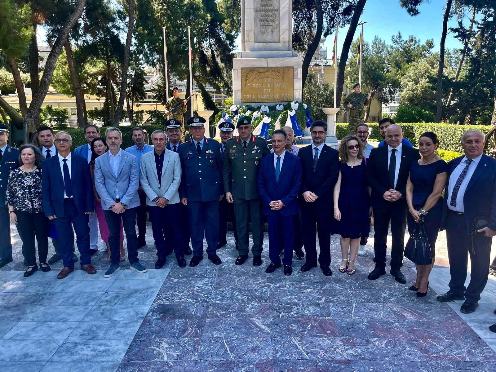 Θεσσαλονίκη: Στεφάνι στη μνήμη των πεσόντων στην Κύπρο κατέθεσε ο Ζέρβας – «Να αποδοθεί δικαιοσύνη»