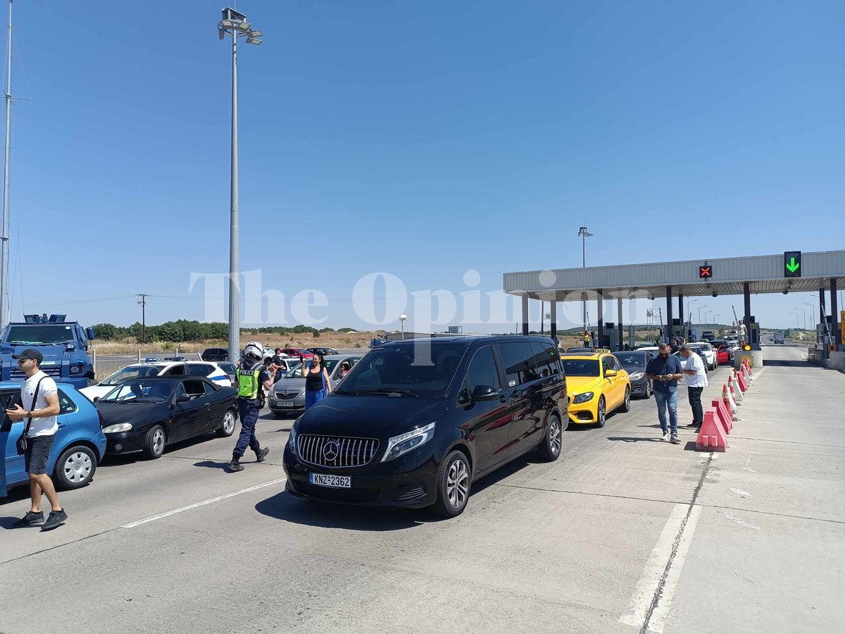 Κάτοικοι του Έβρου απέκλεισαν την Εγνατία οδο (ΦΩΤΟ-VIDEO)