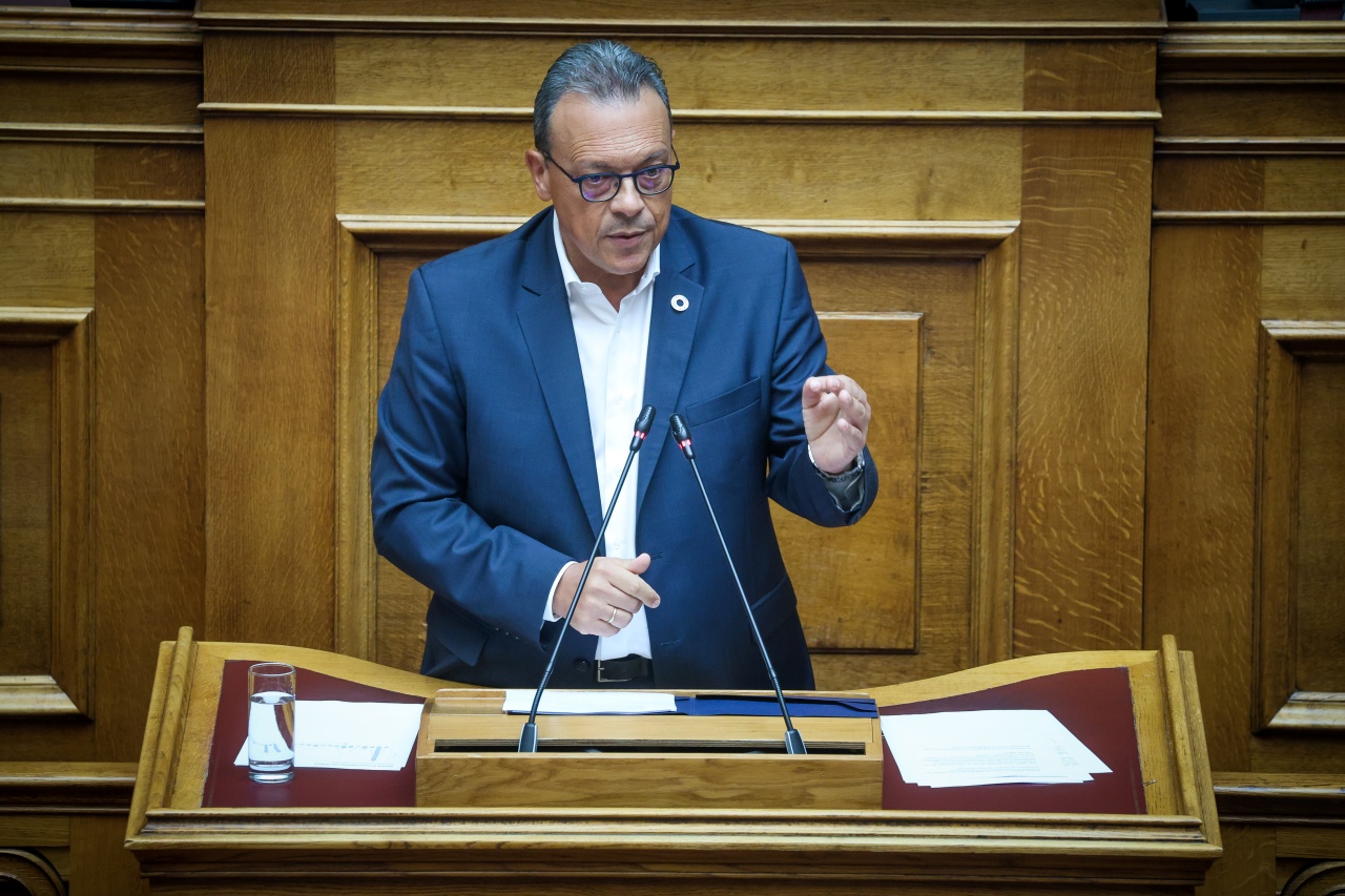 Φάμελλος: Αφήσατε τη χώρα μας ανέτοιμη και ανεπαρκή (VIDEO)