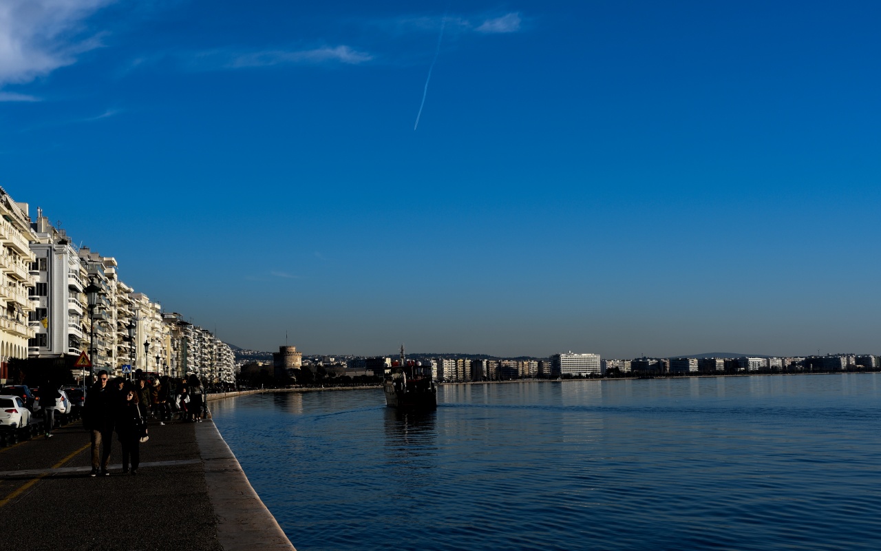 Με τι καιρό θα ψήσουμε τον οβελία – Πού αναμένονται νεφώσεις