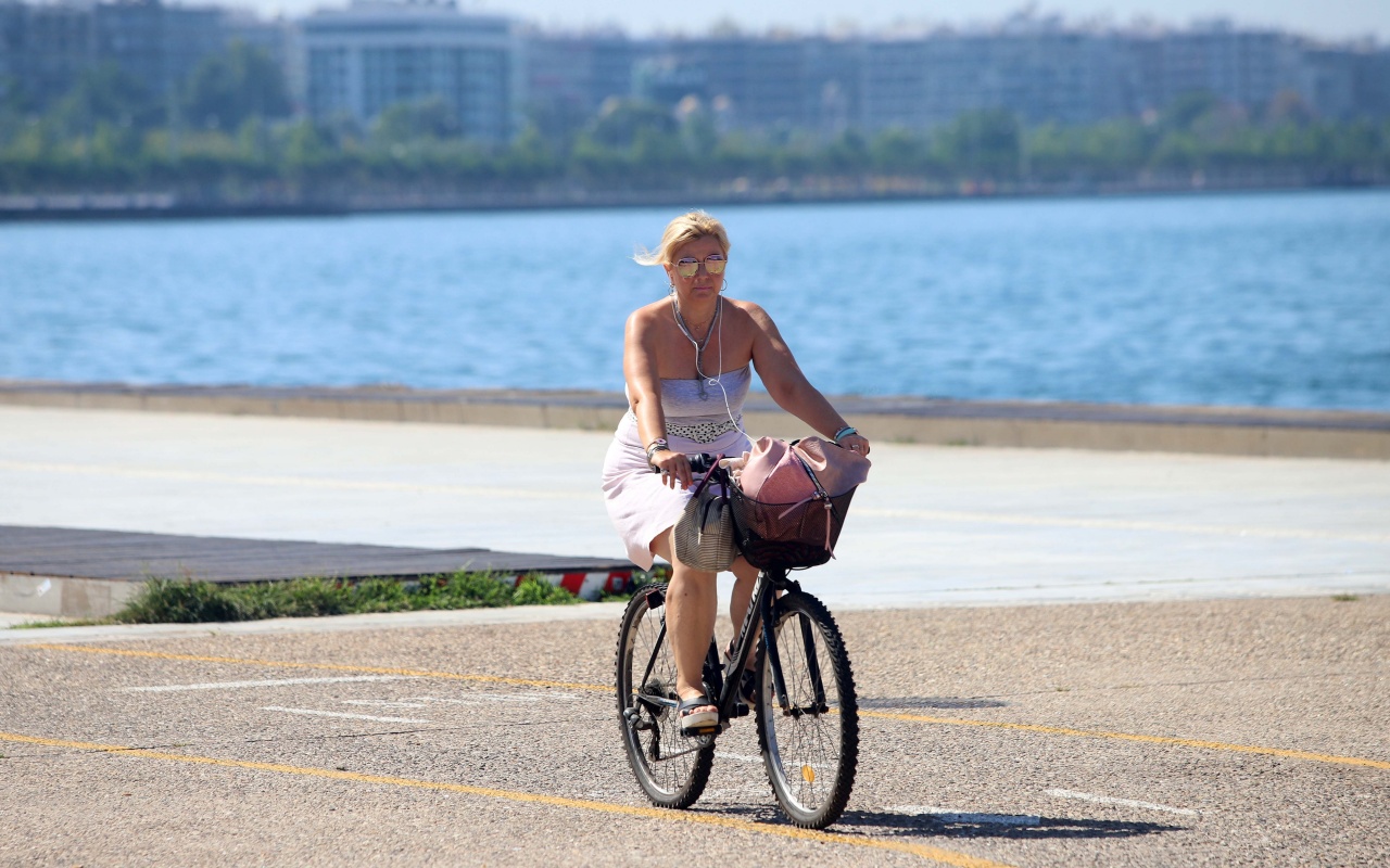 Επιμένει ο καύσωνας – Στον “χορό” των μποφόρ η Θεσσαλονίκη