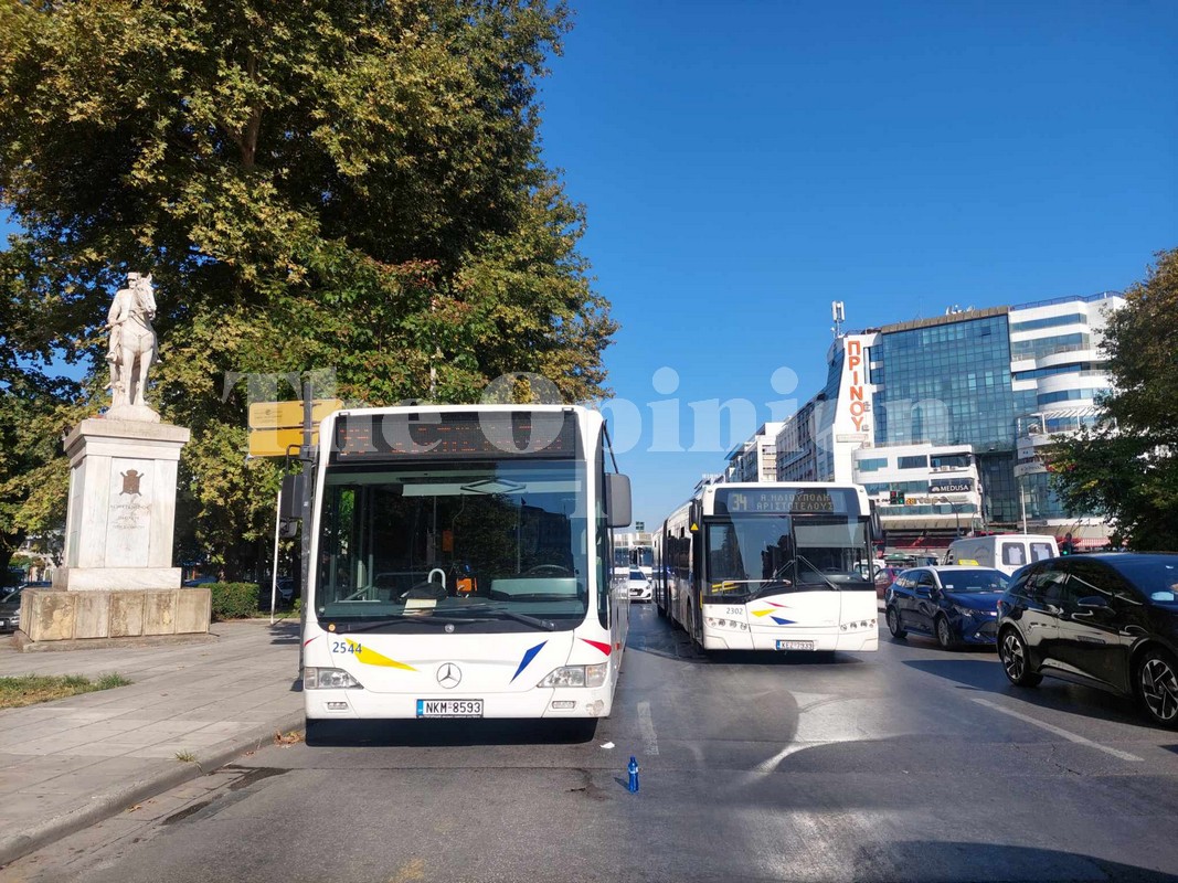 Παράσυρση γυναίκας στο κέντρο της Θεσσαλονίκης (ΦΩΤΟ)