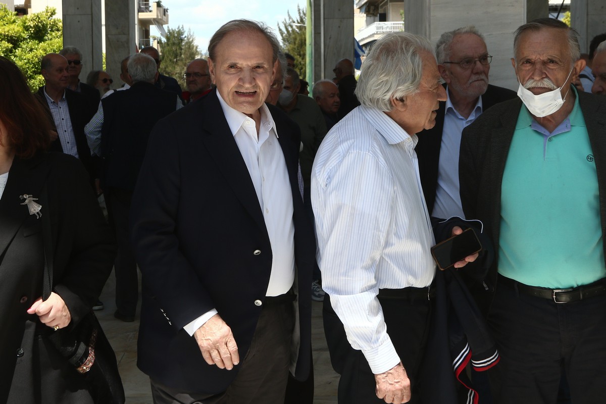 Τζουμάκας για N. Φιλαδέλφεια: «Προσπάθεια συγκάλυψης της ταυτότητας των νεοφασιστικών οργανώσεων της Κροατίας»
