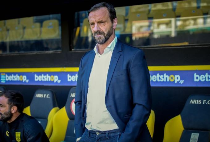 Μάντζιος: «Απέχουμε πολύ ως ομάδα από αυτά που θέλω…»