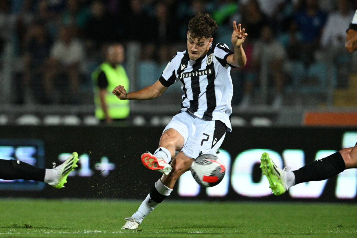 Οριστική ανατροπή με Κωνσταντέλια – Χάλασε το deal με Στουτγκάρδη, πρόταση ανανέωσης από Ιβάν Σαββίδη