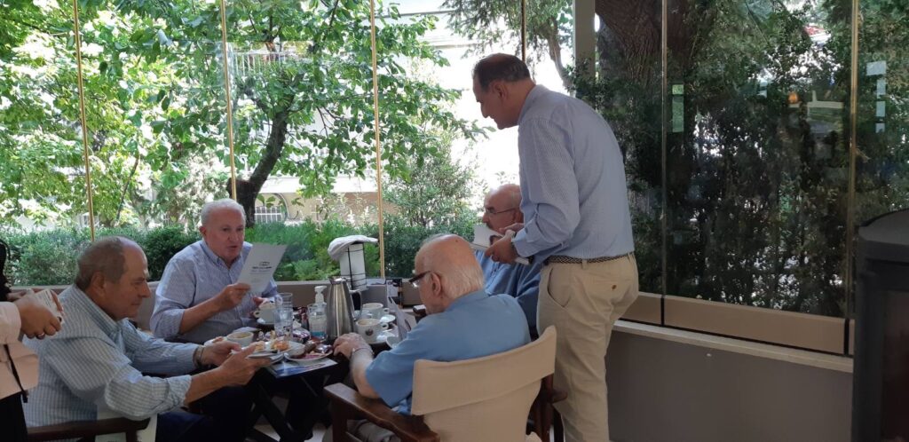 Πάρης Τσογκαρλίδης: Εξόρμηση στο Πανόραμα για συζήτηση με πολίτες