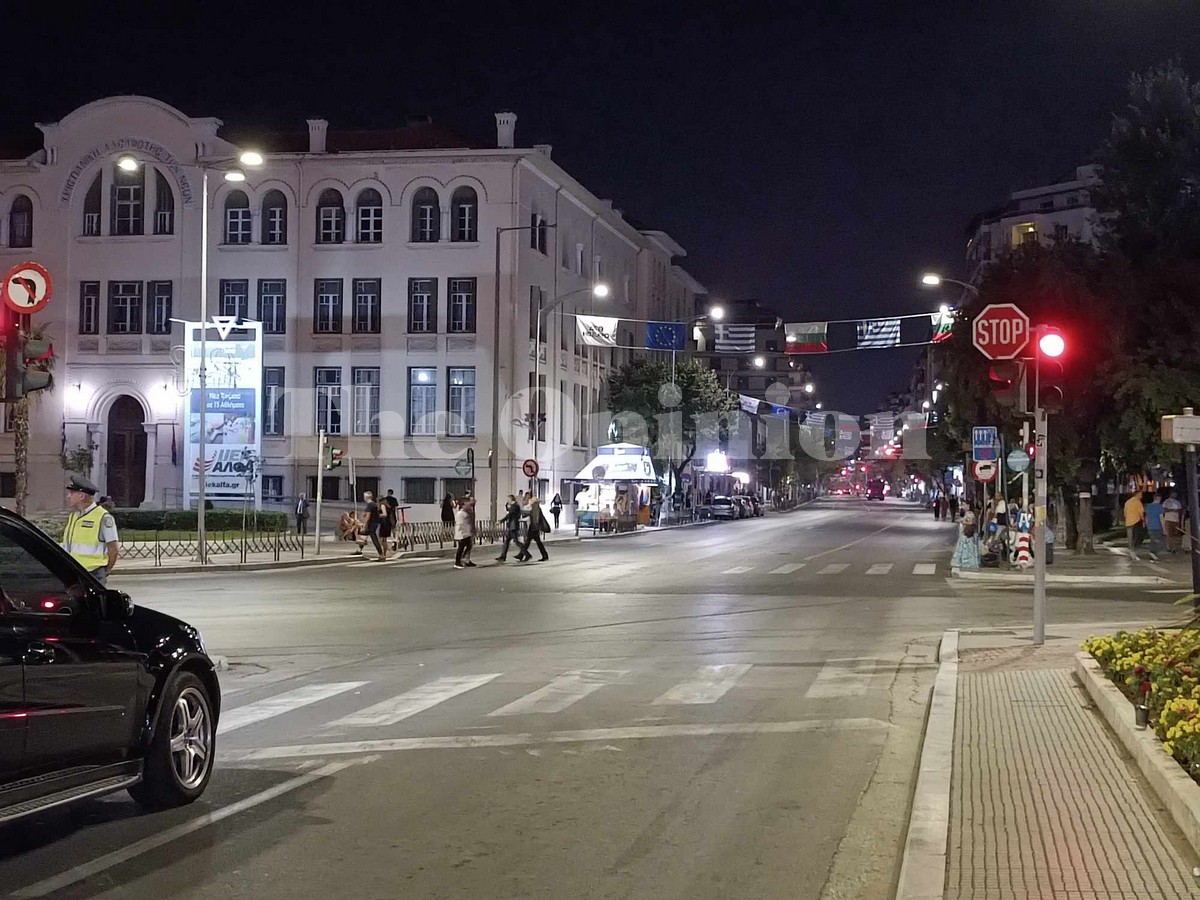 Απομακρύνονται τα κιγκλιδώματα από το κέντρο της Θεσσαλονίκης – Όλοι οι δρόμοι είναι ανοιχτοί (ΦΩΤΟ)