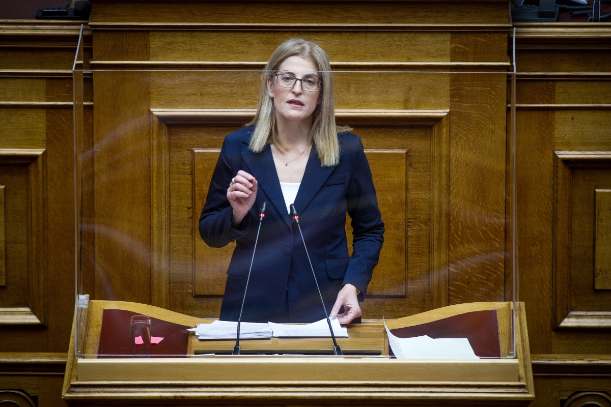 Αυγέρη: Η κυβέρνηση δεν ενδιαφέρεται για την ασφάλεια των πολιτών αλλά για την επικοινωνία
