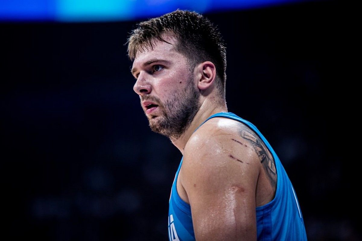 Mundobasket 2023: Ο Λούκα Ντόντσιτς πήρε τεχνική ποινή γιατί ο ένας διαιτητής κατάλαβε τις βωμολοχίες στα σλοβενικά