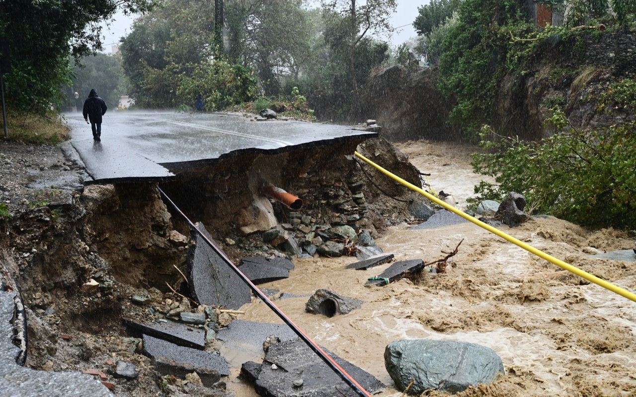 «Πόλη Ανάποδα»: Τι θα γινόταν αν ο «Ντάνιελ» έστριβε βορειότερα;