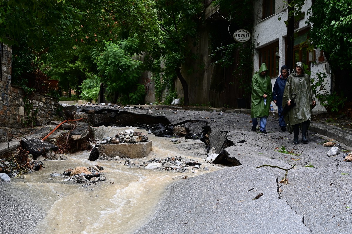 Κακοκαιρία Daniel: Μήνυμα του 112 στο Κόμμα Φθιώτιδας – «Απομκρύνετε προς Λαμία»