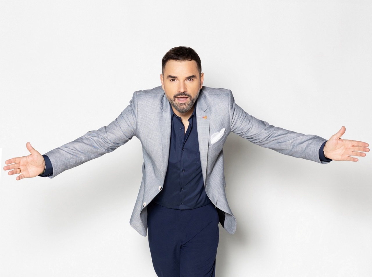 «Επί Τόπου»: Όλο το παρασκήνιο της Εurovision- Αποκαλυπτικό ρεπορτάζ για τη δολοφονία της νεαρής γυναίκας στο Μενίδι (VIDEO)