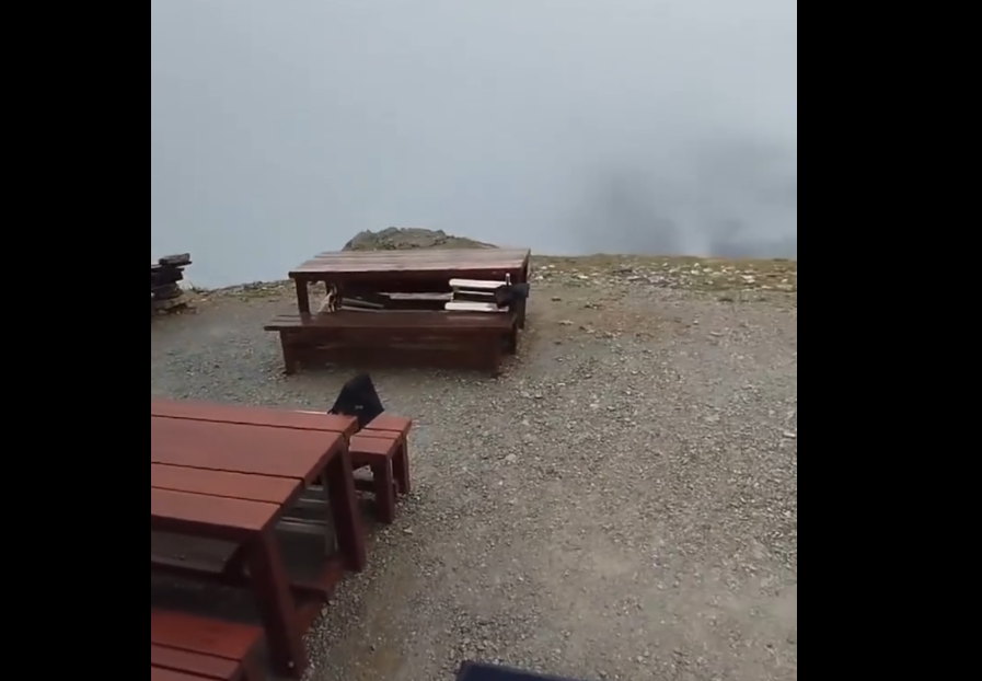 Το πρώτο χιόνι στον Όλυμπο (VIDEO)