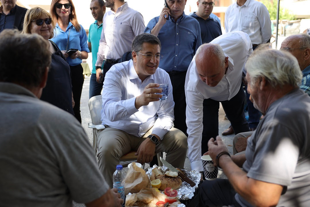 Την πόλη των Σερρών επισκέφτηκε ο Τζιτζικώστας (ΦΩΤΟ)